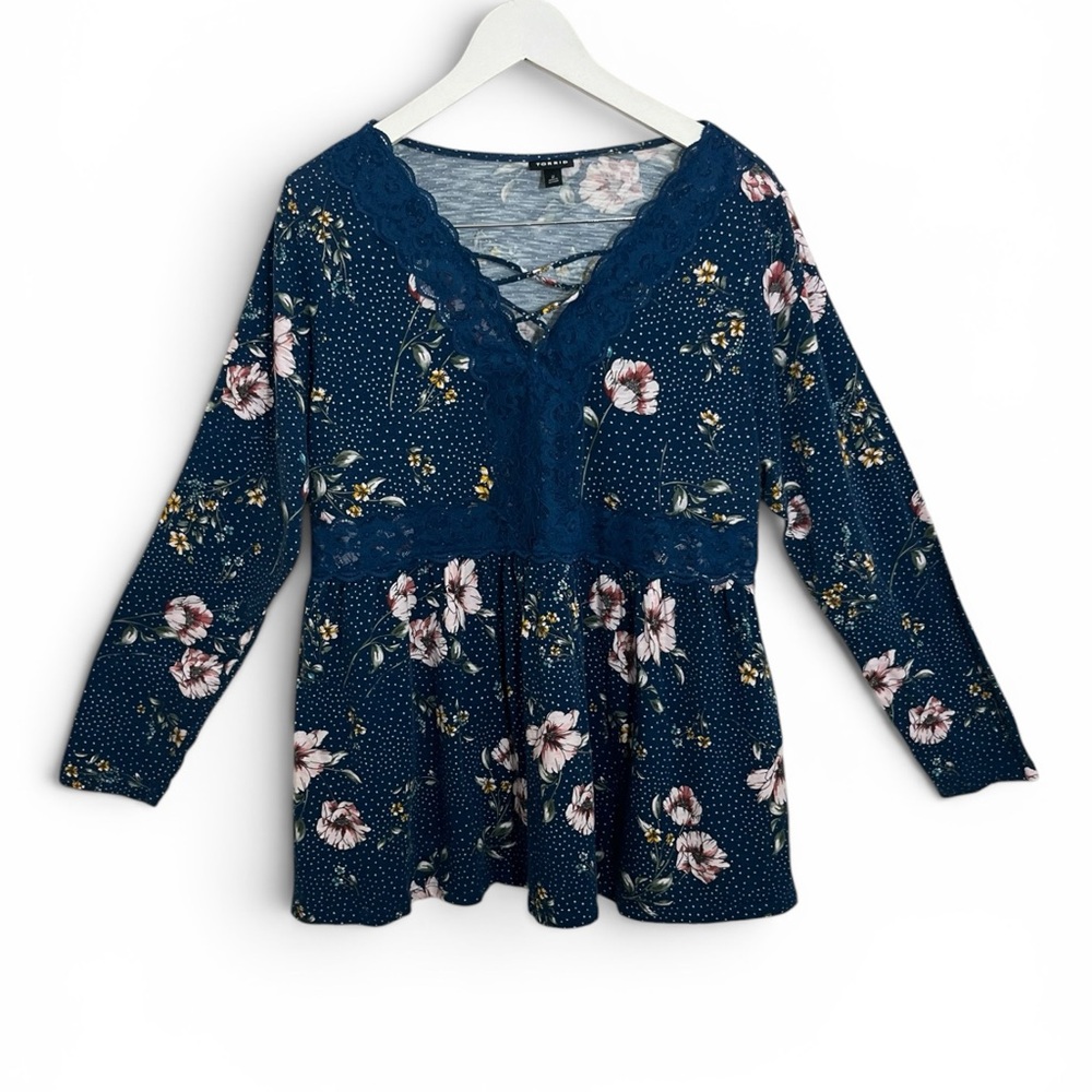 torrid Navy Floral Lace-Trim V-Neck Peplum Tunic Top